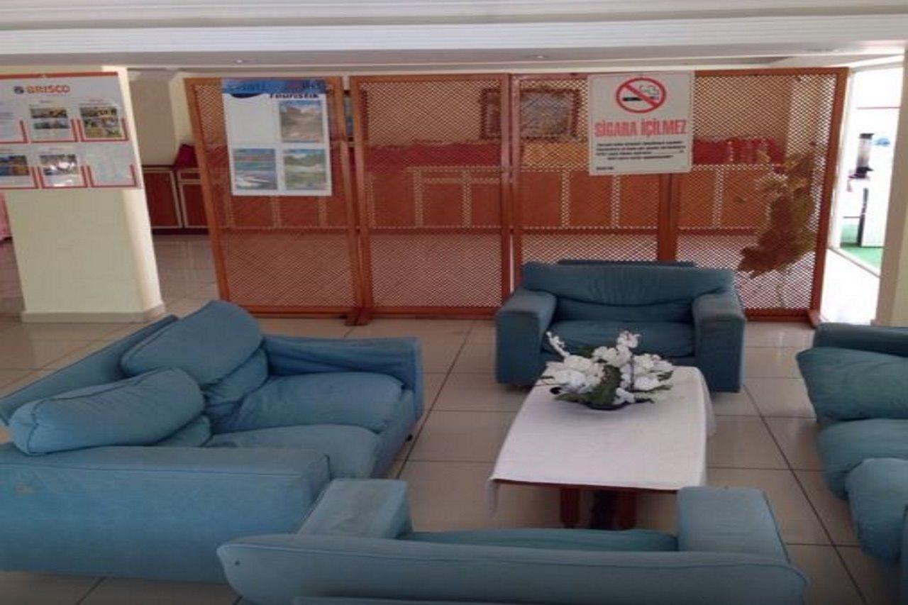 Holiday World Hotel 阿拉尼亚 外观 照片